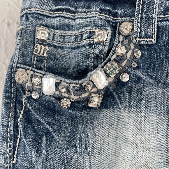 Miss Me Capri Jeans Size 31 - Picture 6 of 8